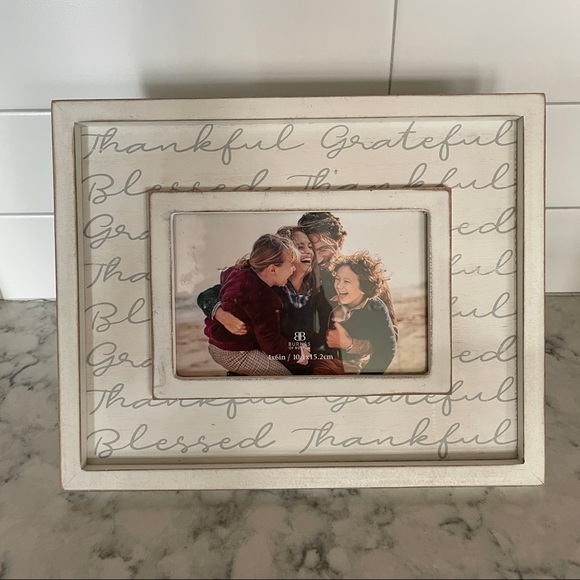 Burnes of Boston Grateful, Thankful, Blessed 4x6 picture frame - Picture 4 of 7